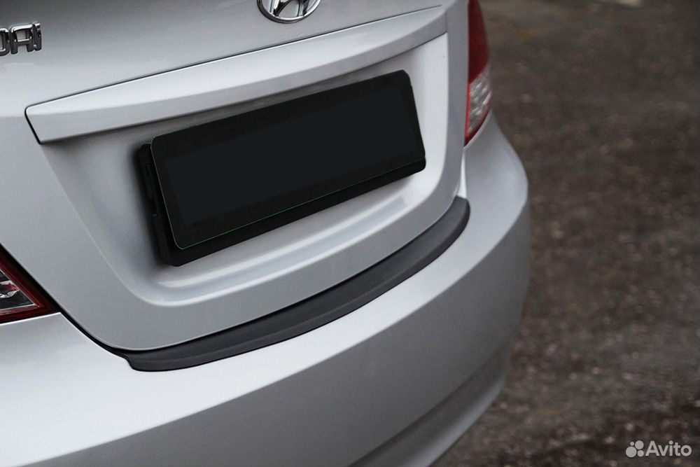Пластиковая накладка на бампер Hyundai Solaris (20
