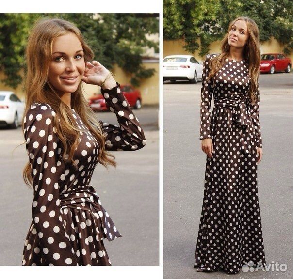 Платье в горошек длинное