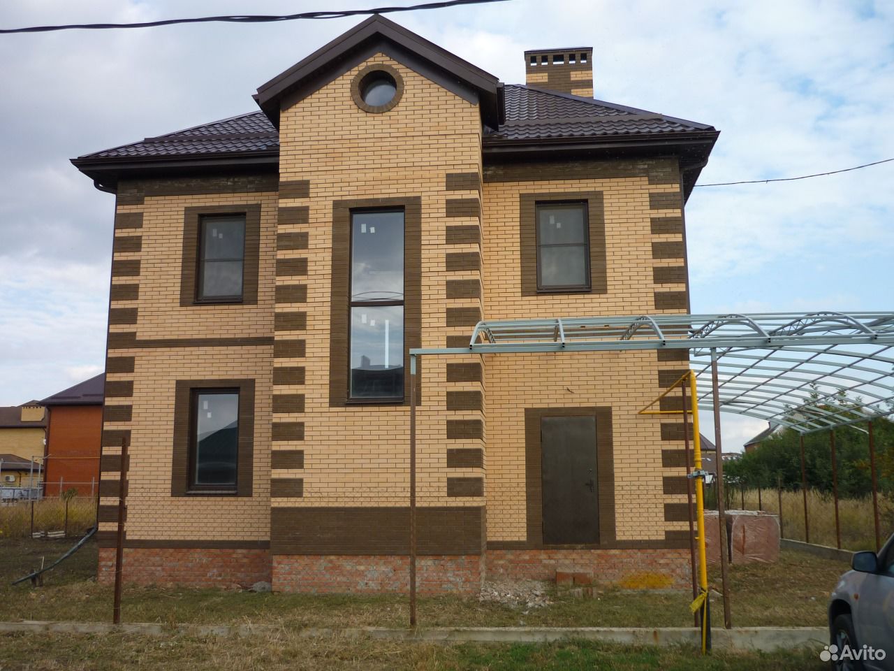 Двухэтажный дом в Краснодаре