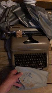 Пишущая машинка Optima