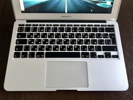 Apple MacBook Air 11 (A1465, Mid 2012). 1,7 GHz In