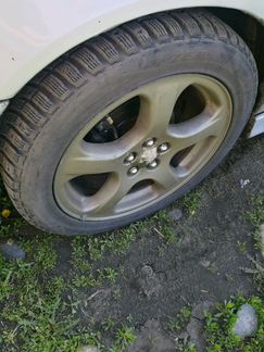 Комплект литых дисков Subaru с резиной