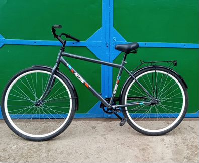 Новый велосипед Altair чёрного цвета