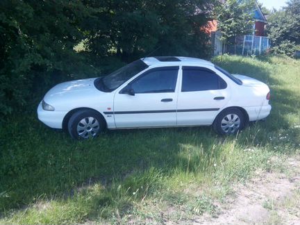 Ford Mondeo 1.6 МТ, 1994, седан