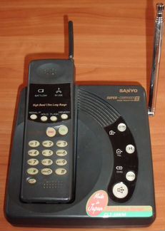 Радиотелефон Sanyo CLT-55KM база и трубка