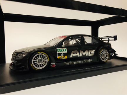 Mercedes-Benz V8 DTM Hakkinen autoart 1/18