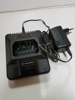 Зарядное устройство к радиостанции Motorola GP300