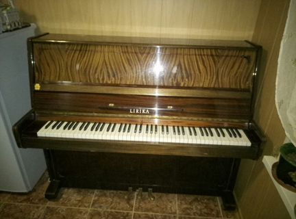 Пианино Lirika
