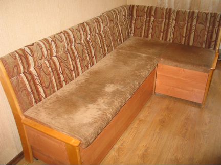 Кухонный угловой диван