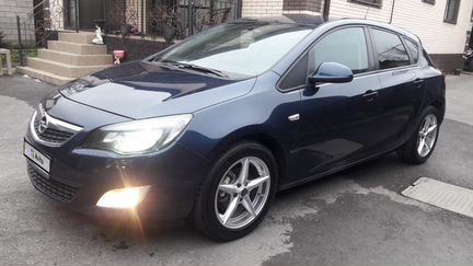 Opel Astra 1.6 МТ, 2012, 140 000 км