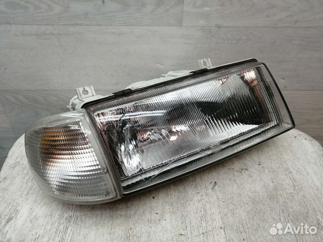 Фара правая Skoda Felicia 1998-2001
