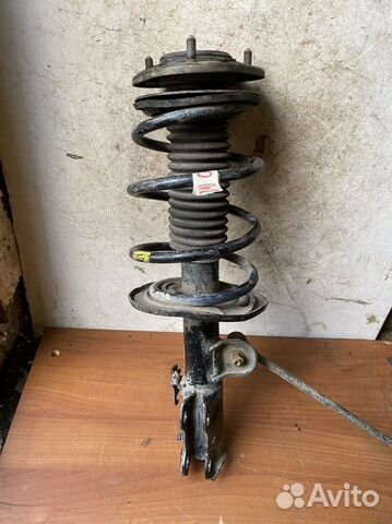 Toyota Corolla150 стойка передняя правая