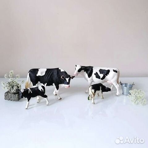 Schleich Бык Голштейн, корова с телятами