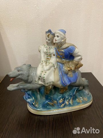 Фарфоровая статуэтка «Иван-Царевич на волке»