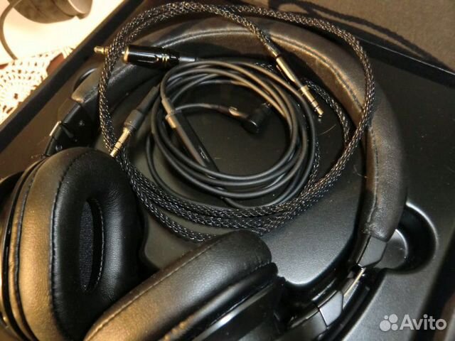 Наушники Audio-Technica ATH-SR5