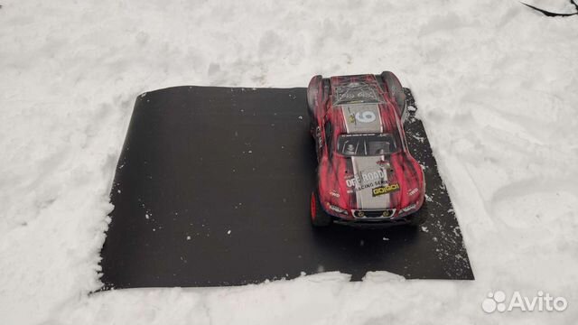 Лист ударопрочного пластика 370*750 для тюнинга