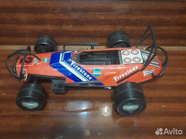 Гоночная машинка винтаж