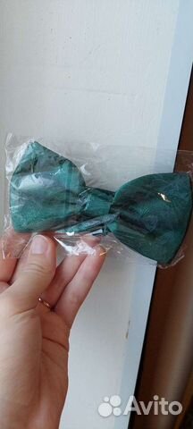 Бабочка изумрудная