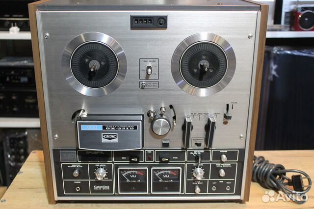 Катушечный магнитофон Akai GX 221 D