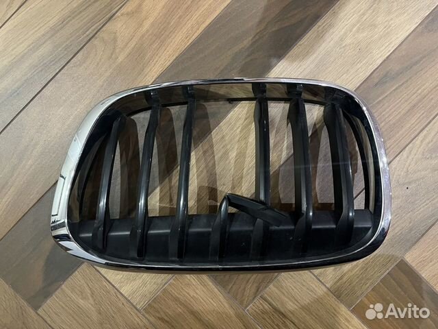 Решетка радиатора bmw x1