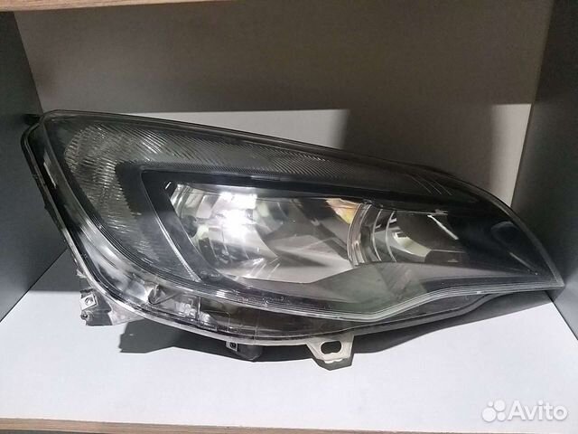 Фара правая opel astra J 13371596 после 2012г