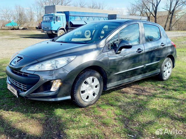 Peugeot 308 1.6 МТ, 2010, 99 750 км