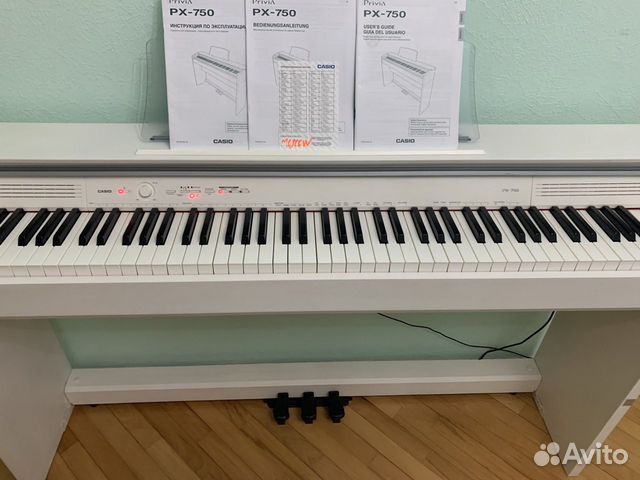 Цифровое пианино Casio px 750