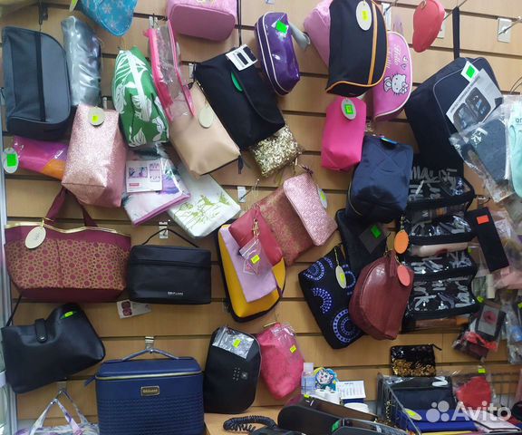 Косметика и парфюмерия avon и oriflame