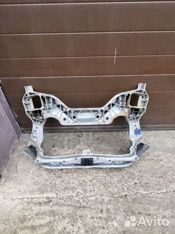 Подрамник передний на Мерседес W203