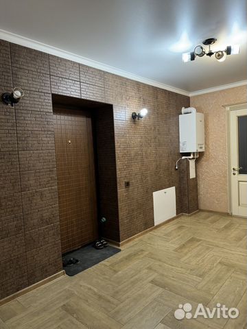 

2-к. квартира, 102 м², 1/2 эт.