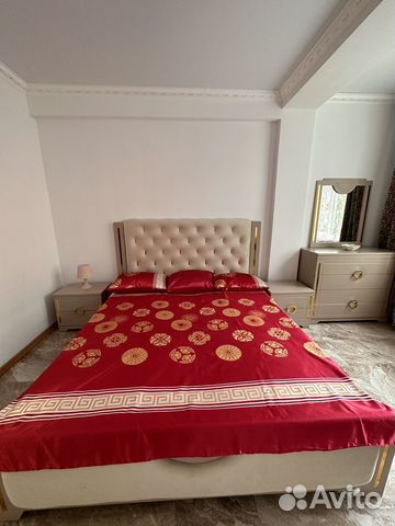 

1-к. квартира, 54 м², 3 кровати