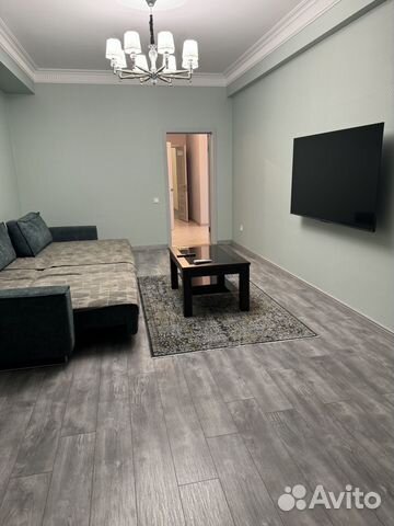 

2-к. квартира, 100 м², 10/11 эт.