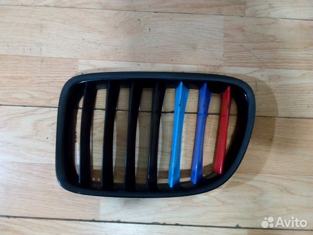 Ноздря левая решетка радиатора BMW X1 E84