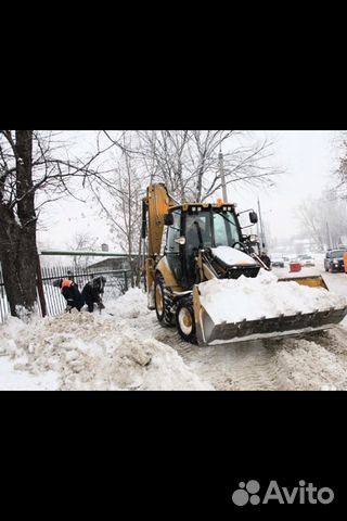 Экскаватор погрузчик в аренду, услуги ямобура