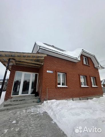 

5-к. коттедж, 140 м²
