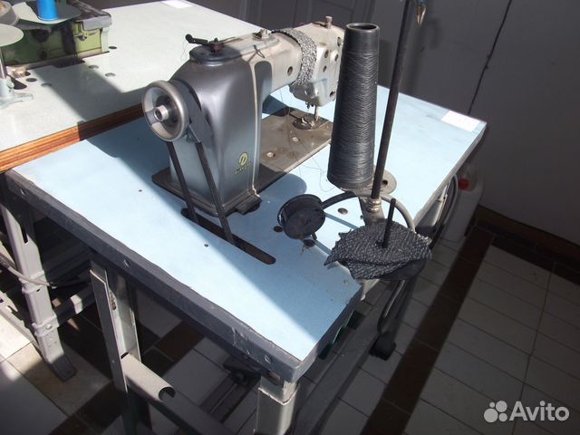 Промышленная швейная машинка Дюркоп