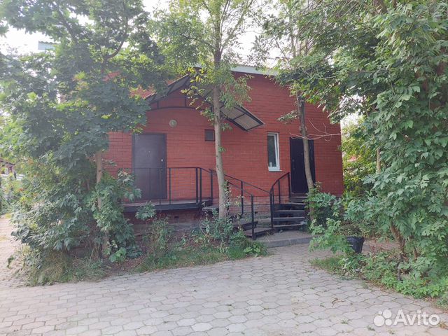 

3-к. дом, 180 м²