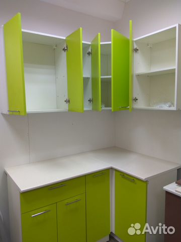 Кухонный гарнитур угловой 1.5*1.0 м лайм Кухонный гарнитур угловой 1.5*1.0 м лайм