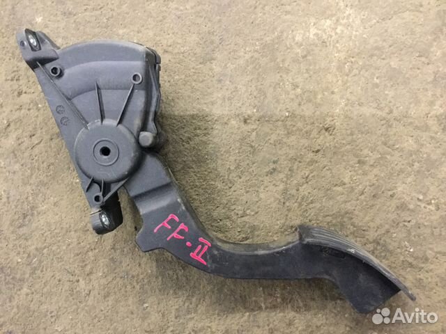 Педаль газа Форд Фокус 2 2005-2011