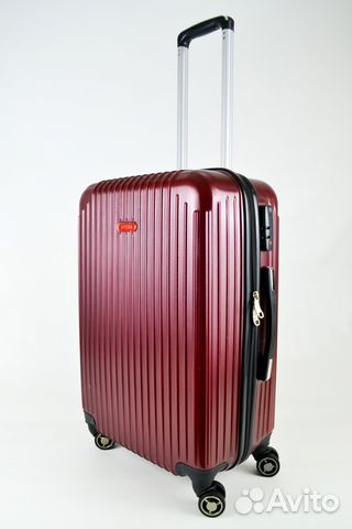 Чемодан на колесах Чемодан на колесах