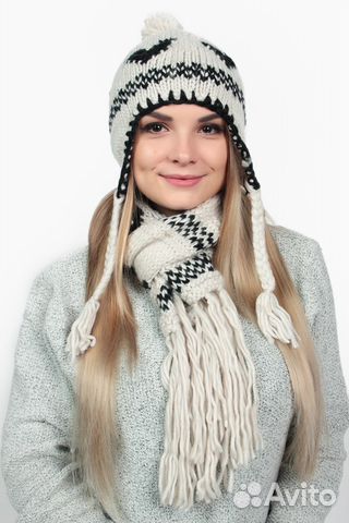 Новый комплект шапка+ длинный шарф Новый комплект шапка+ длинный шарф