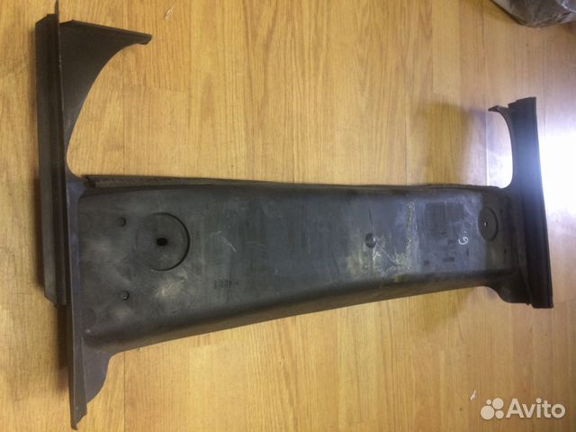 Воздушный щиток радиатора Volvo S60 (09) Б,У Воздушный щиток радиатора Volvo S60 (09) Б,У