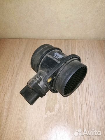 Датчик расхода воздуха Huco VW audi