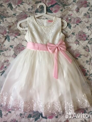 Платье нарядное на 6-9 лет