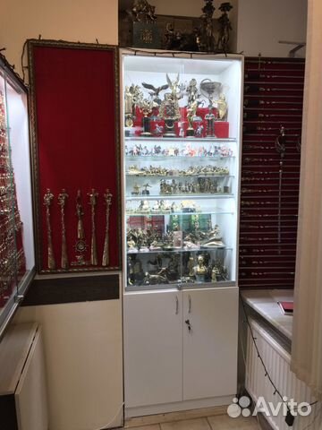 Витрина лдсп белая Витрина лдсп белая