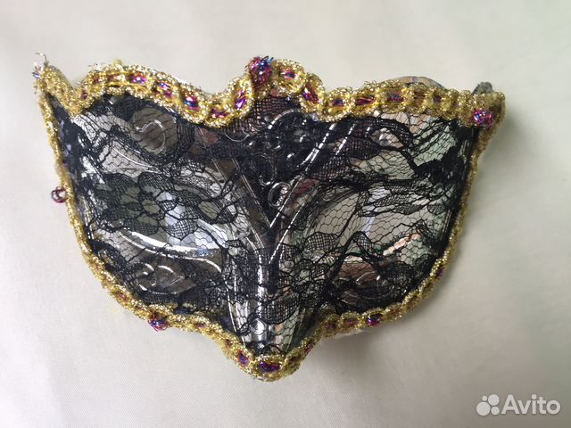 Маска маскарадная
