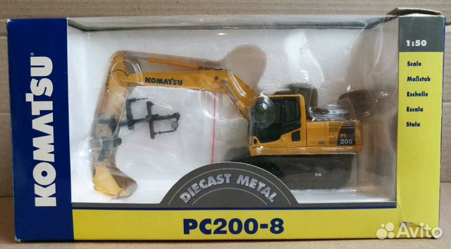 Komatsu PC200-8 1:50 Komatsu PC200-8 1:50