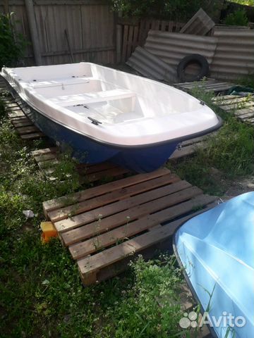 Лодка Кайман стеклопластик тримаран 350 (заводская Лодка Кайман стеклопластик тримаран 350 (заводская