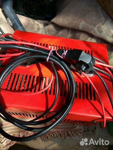 Зарядное устройство для акб гель 24В 12А Зарядное устройство для акб гель 24В 12А