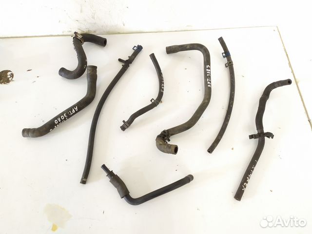 Патрубок VW Golf 3 1991-1997 Патрубок VW Golf 3 1991-1997